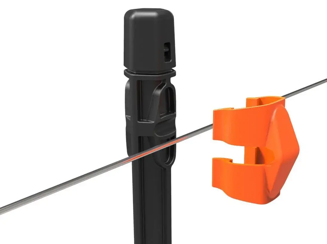 G744 Insulated Line Post Clip